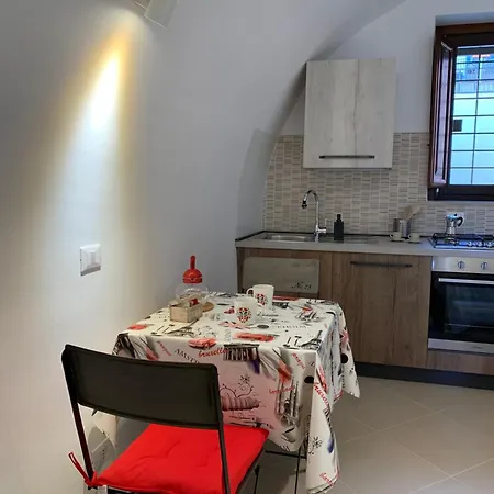 Appartement La Valigia Dell'attore - Monolocale In Pieno Centro Storico LʼAquila