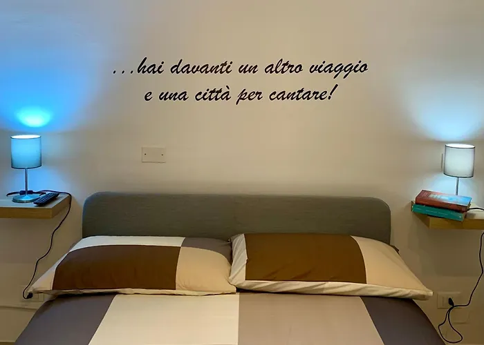 La Valigia Dell'attore - Monolocale In Pieno Centro Storico Apartmán LʼAquila