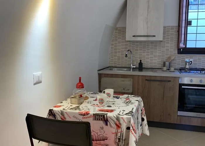 Апартаменты La Valigia Dell'attore - Monolocale In Pieno Centro Storico Л'Акуила